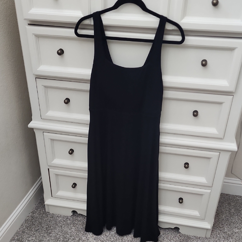 Senita Athletics Empire Midi Dress L